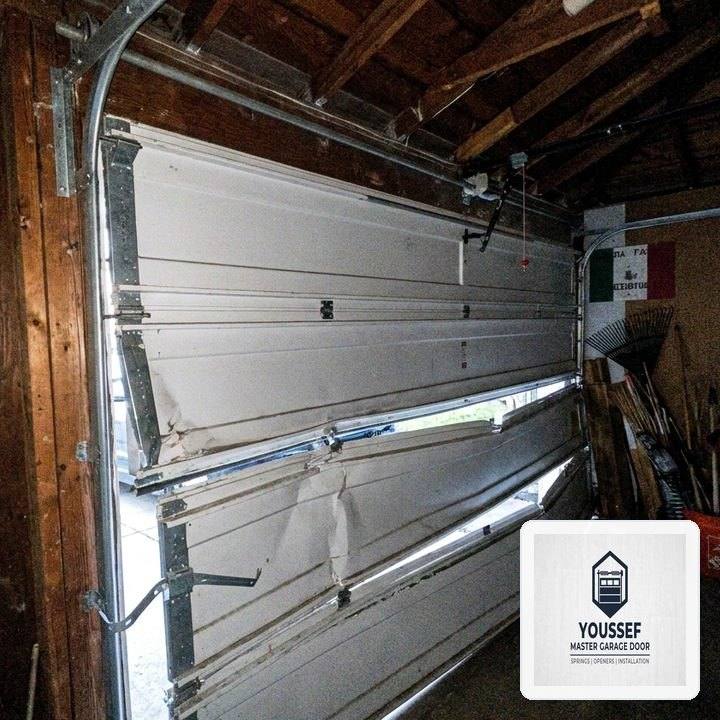 Youssef Master Garage Door in Burlington, MA: Heavy-Duty Steel Section Strut & 11-Gauge Hinge Reinforcement - Burlington, MA